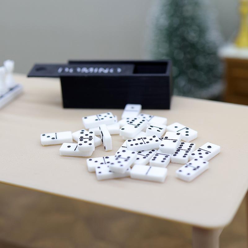 ชุดอุปกรณ์ตกแต่งบ้านตุ๊กตาขนาด - Board Game Zone บทวิจารณ์และราคา